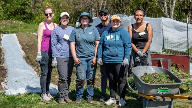 A group of 21 Acres Farm Steward volunteers.